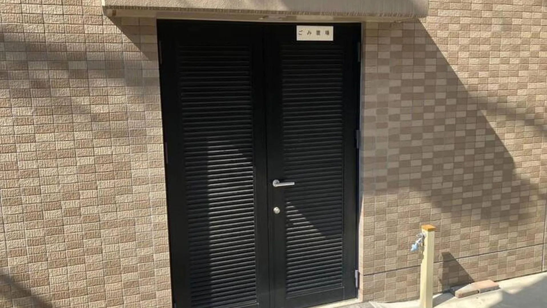 ロカンダ新大阪702 Apartamento